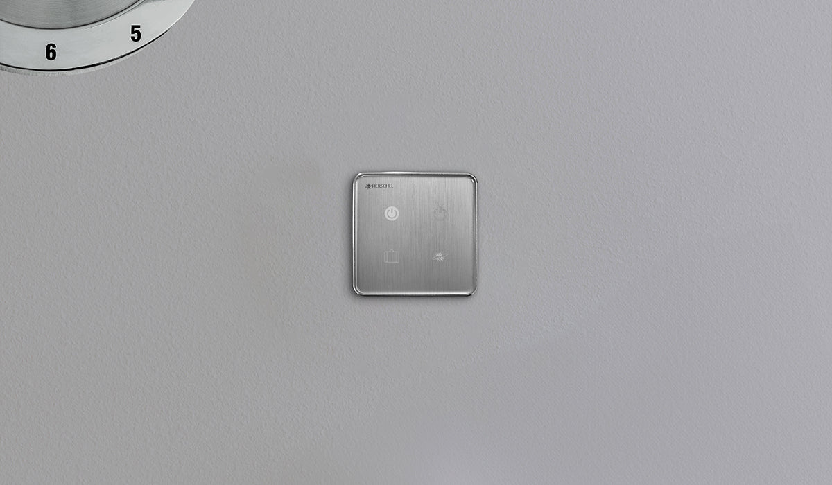 Four Scene Control – Brushed Silver